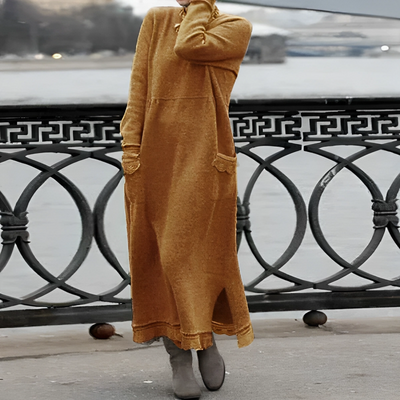 Greta - Comfortable Winter Dress