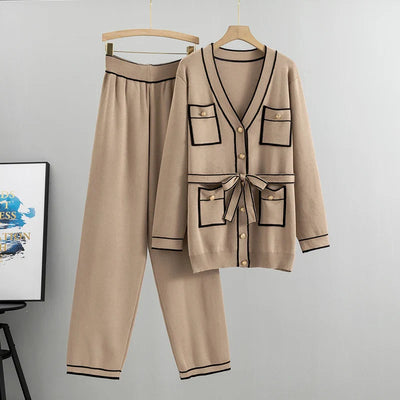 Joelle – Elegant Two-Piece Trouser Suit Set