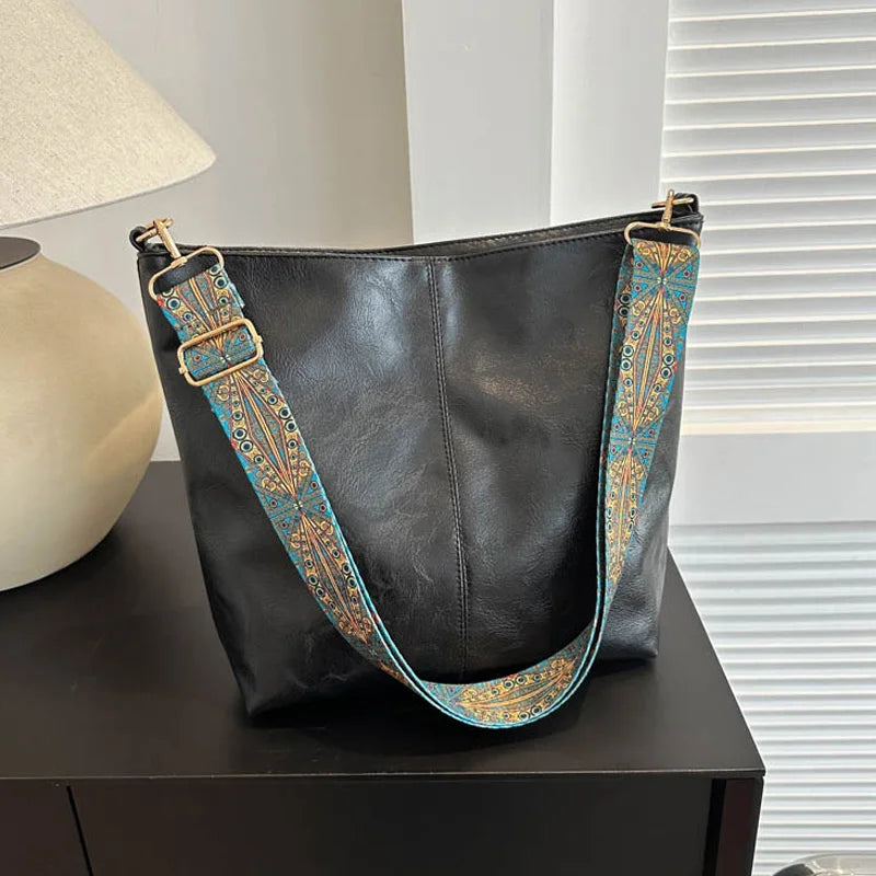 Chelsey - Vintage Vegan Leather Shoulder Bag