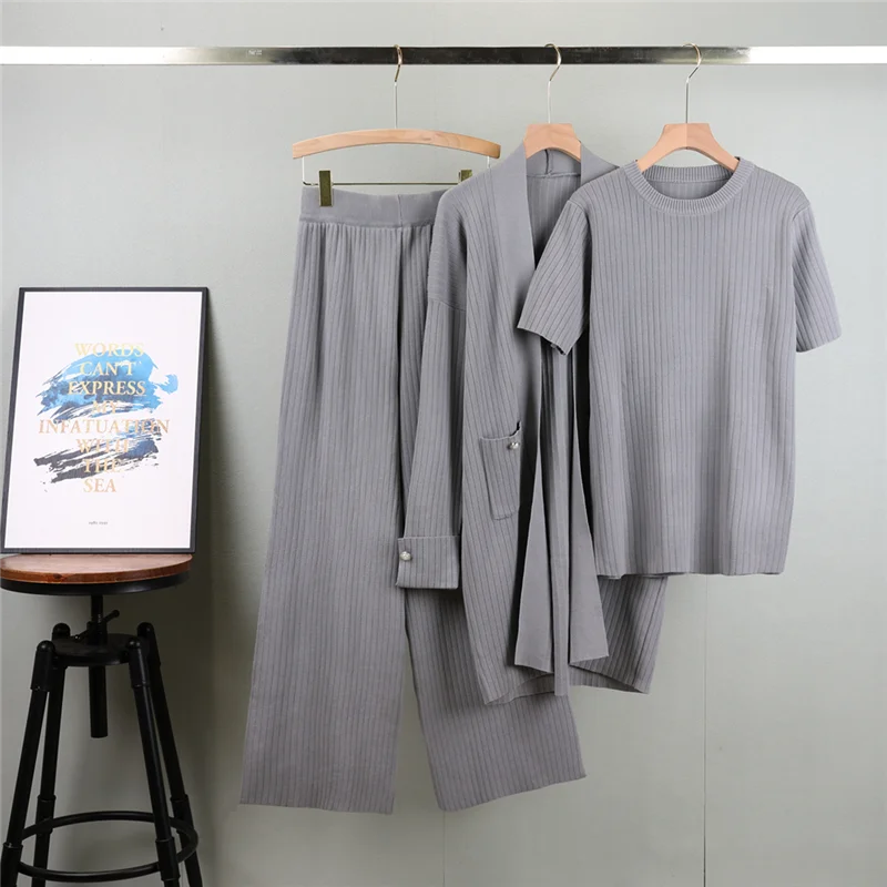 Carmen – Three-Piece Knitted Set with Long Cardigan