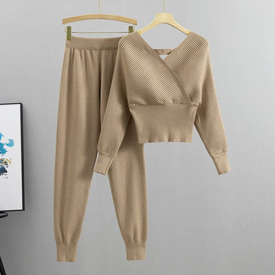 Adelheid – Korean 2-Piece Knit Set for Autumn/Winter
