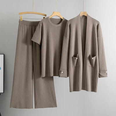 Carmen – Three-Piece Knitted Set with Long Cardigan