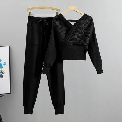 Adelheid – Korean 2-Piece Knit Set for Autumn/Winter
