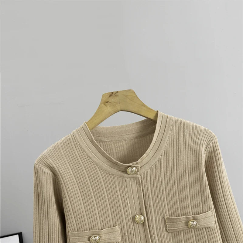 Lys – Elegant Two-Piece Knit Set