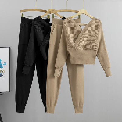 Adelheid – Korean 2-Piece Knit Set for Autumn/Winter