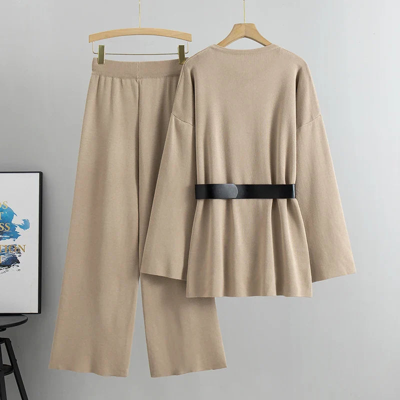 Flurina – Knitting Set with Oversized Sweater and Pants