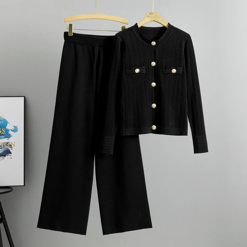Lys – Elegant Two-Piece Knit Set