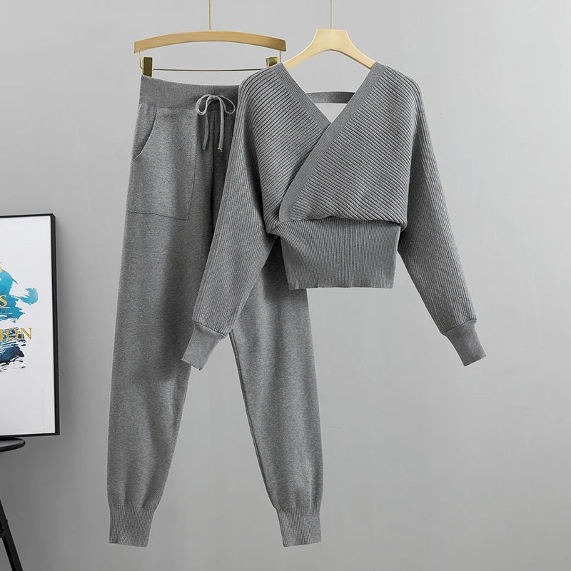 Adelheid – Korean 2-Piece Knit Set for Autumn/Winter
