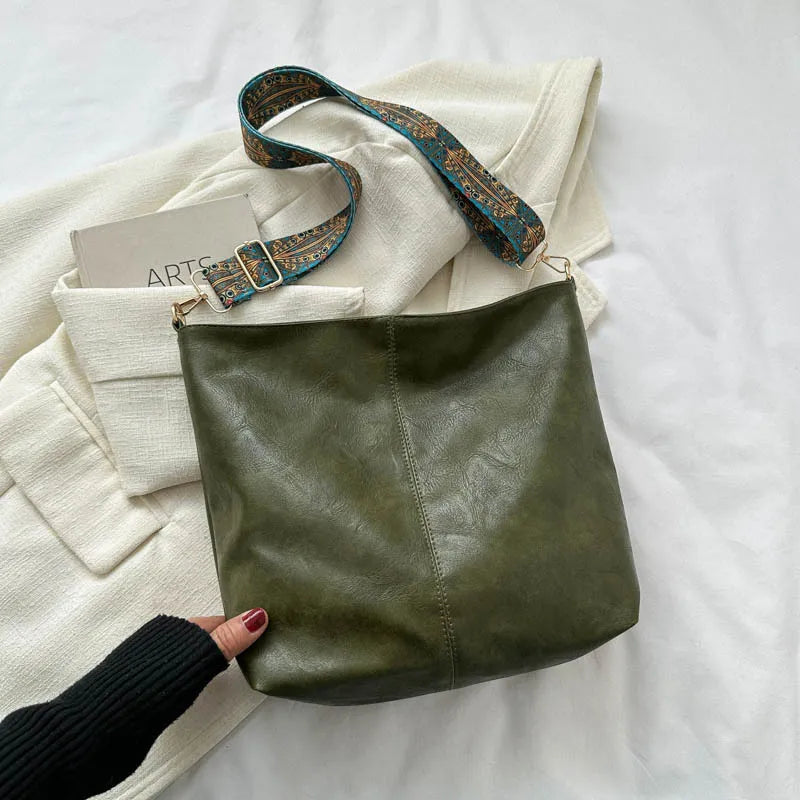 Chelsey - Vintage Vegan Leather Shoulder Bag