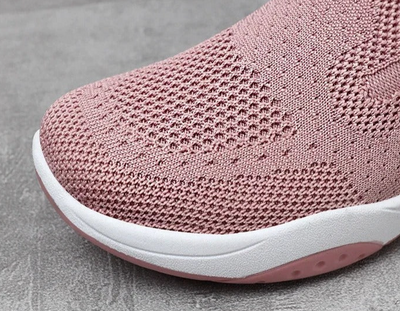 Gitte™ - Orthopedic, Breathable Slip-On Sneakers Made of Knit